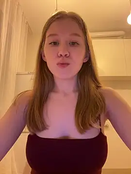 Eva Weyne online show from February 9, 8:46 pm