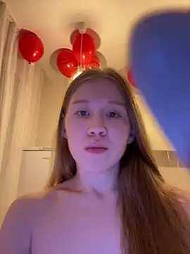 Eva Weyne online show from March 25, 8:59 pm