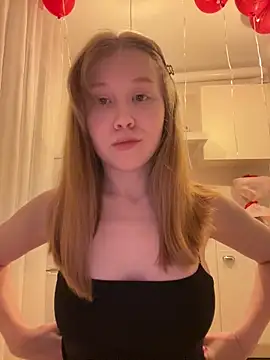 Eva Weyne online show from March 29, 9:26 pm