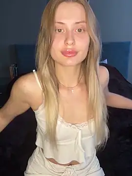 Sweet  Milly online show from December 17, 10:23 am