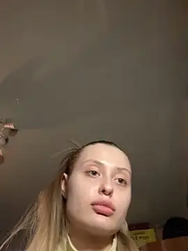 Sweet  Milly online show from March 8, 5:50 pm