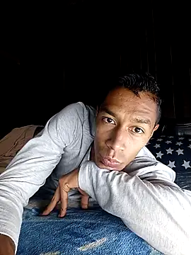 Snapshot of DEMARCOUS_NM chatting on May 8, 3:50 pm DEMARCOUS NM online show from May 8, 3:50 pm