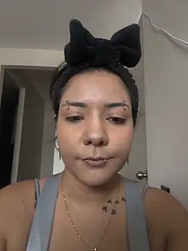 Evelynn online show from July 27, 4:03 pm