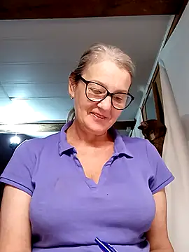 irinamaux online show from October 28, 5:44 am