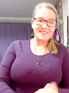 irinamaux online show from February 14, 2:30 am