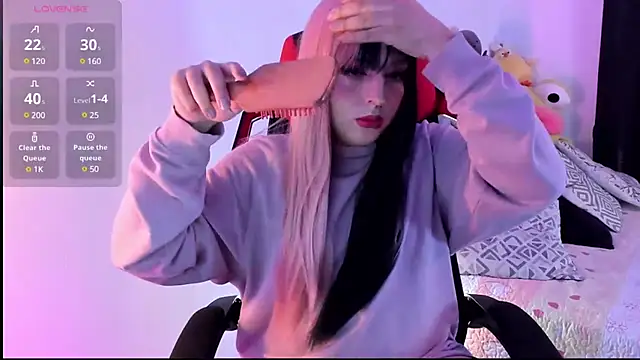 Snapshot of _Skie_ chatting on February 7, 5:31 am Skie online show from February 7, 5:31 am