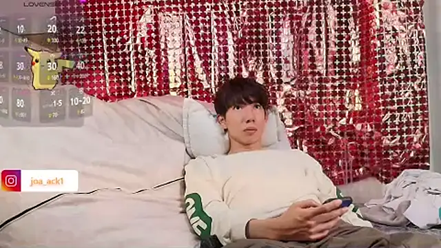 Levii Ackermann online show from February 17, 8:36 pm