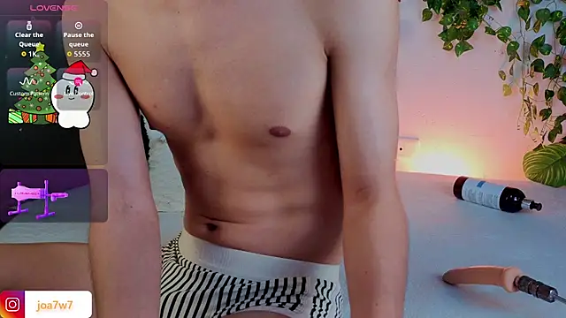 Levii Ackermann online show from December 3, 2:48 pm