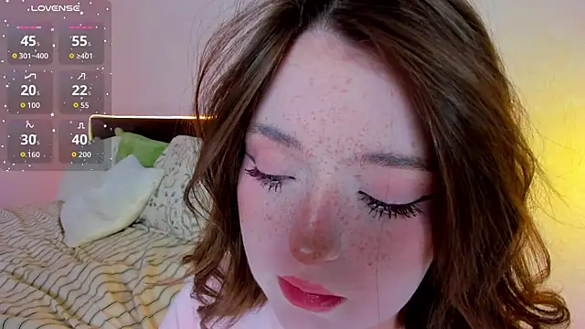 lexxxxxxi online show from April 20, 7:04 pm