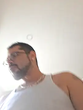 Snapshot of Zander823 chatting on February 11, 3:28 pm Zander823 online show from February 11, 3:28 pm