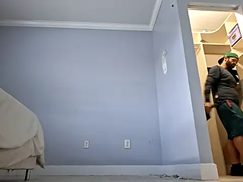 Zander823 online show from March 12, 3:18 pm