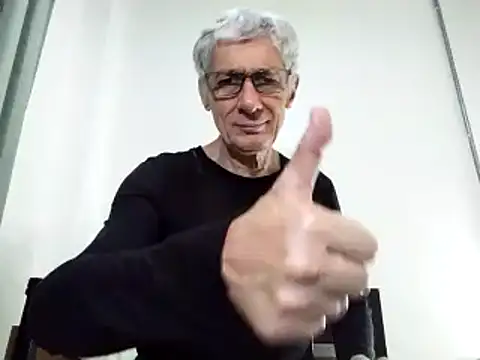 Snapshot of BIGUNCUTHARDCOCK chatting on February 23, 4:57 pm BIGUNCUTHARDCOCK online show from February 23, 4:57 pm