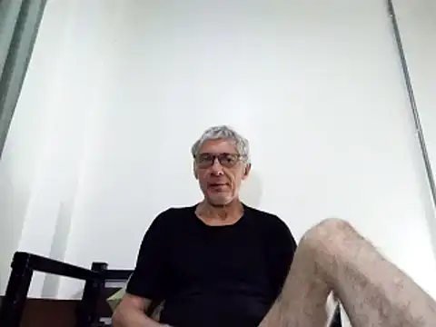 Snapshot of BIGUNCUTHARDCOCK chatting on March 7, 3:51 am BIGUNCUTHARDCOCK online show from March 7, 3:51 am