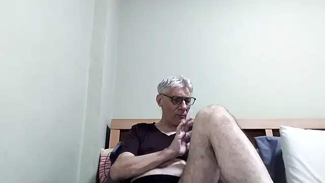 Snapshot of BIGUNCUTHARDCOCK chatting on January 7, 1:46 pm BIGUNCUTHARDCOCK online show from January 7, 1:46 pm