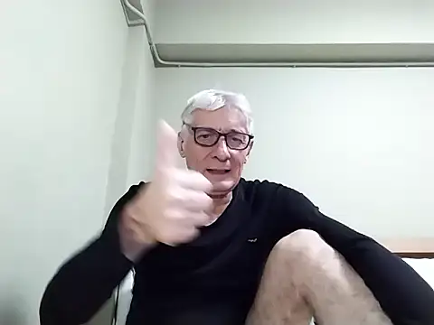 Snapshot of BIGUNCUTHARDCOCK chatting on January 10, 2:30 pm BIGUNCUTHARDCOCK online show from January 10, 2:30 pm