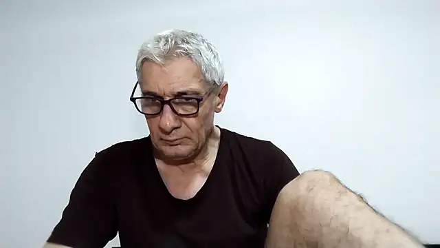 Snapshot of BIGUNCUTHARDCOCK chatting on February 21, 12:22 am BIGUNCUTHARDCOCK online show from February 21, 12:22 am