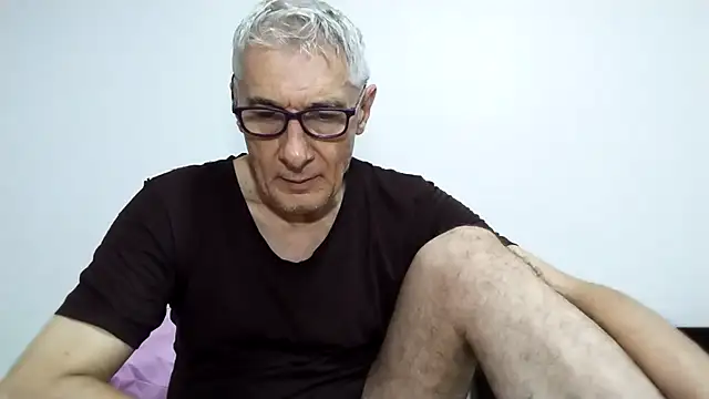 BIGUNCUTHARDCOCK online show from April 15, 12:50 am