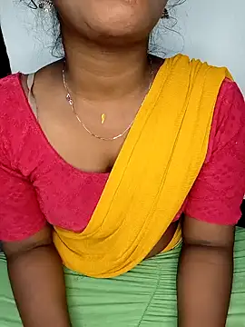 Snapshot of tamilachi4u chatting on January 8, 4:44 pm tamilachi4u online show from January 8, 4:44 pm