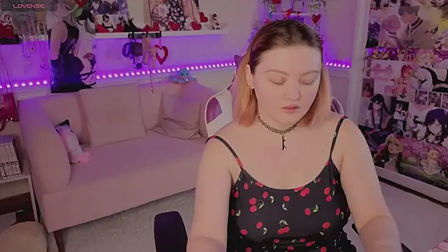 Unholy Lady online show from February 15, 6:32 am