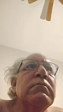 Snapshot of XXCUTHULU23 chatting on January 11, 7:13 am XXCUTHULU23 online show from January 11, 7:13 am