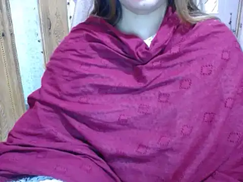 Snapshot of SohanaSabaSexy chatting on December 20, 3:00 pm SohanaSabaSexy online show from December 20, 3:00 pm