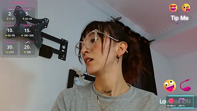 Sakura and yuki online show from February 21, 9:32 pm