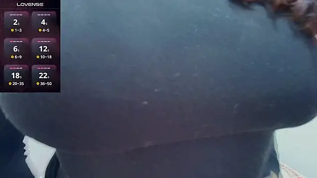 Snapshot of Samyq8 chatting on February 7, 9:18 pm Samyq8 online show from February 7, 9:18 pm