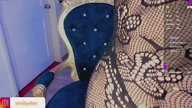 EmilyAllen  online show from December 3, 6:59 am