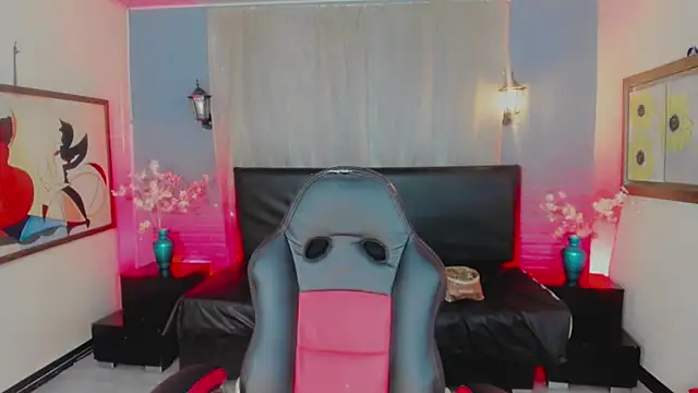 Victoria Kastelo online show from March 30, 7:26 pm