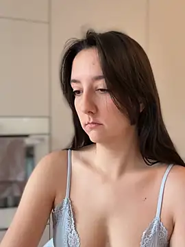 Snapshot of _Juliette chatting on January 11, 9:58 am Juliette online show from January 11, 9:58 am