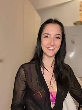 Snapshot of _Juliette chatting on March 31, 7:47 pm Juliette online show from March 31, 7:47 pm