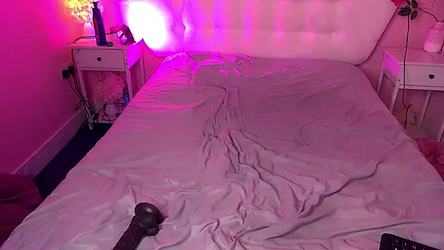 JanesaMiaBabestationx online show from February 27, 9:04 pm