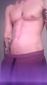 Snapshot of Skater29xx2 chatting on January 16, 7:31 pm Skater29xx2 online show from January 16, 7:31 pm