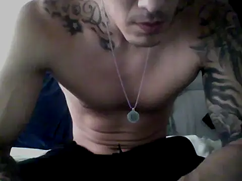 Snapshot of Skater29xx2 chatting on February 12, 9:43 pm Skater29xx2 online show from February 12, 9:43 pm