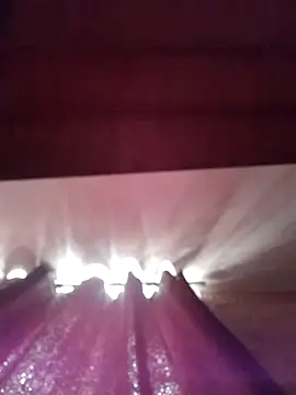 Snapshot of Skater29xx2 chatting on February 16, 5:26 pm Skater29xx2 online show from February 16, 5:26 pm