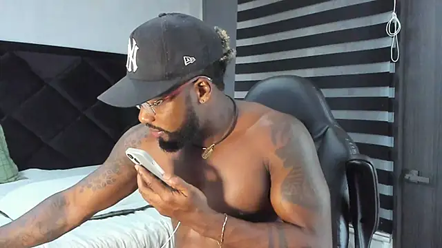 Snapshot of Dancelwashington chatting on February 15, 1:53 am Dancelwashington online show from February 15, 1:53 am