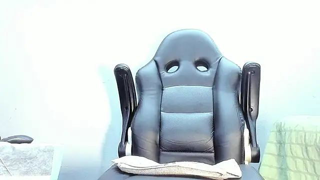 Snapshot of Dancelwashington chatting on October 15, 9:59 pm Dancelwashington online show from October 15, 9:59 pm