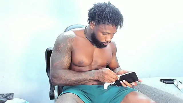 Snapshot of Dancelwashington chatting on October 23, 8:07 pm Dancelwashington online show from October 23, 8:07 pm