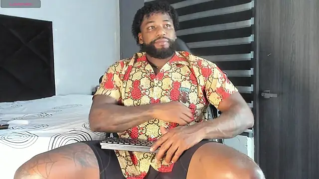 Snapshot of Dancelwashington chatting on November 14, 11:13 pm Dancelwashington online show from November 14, 11:13 pm