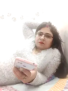 Snapshot of Husnpari20 chatting on December 30, 10:10 am Husnpari20 online show from December 30, 10:10 am