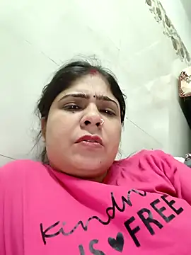 Snapshot of Husnpari20 chatting on March 20, 5:47 pm Husnpari20 online show from March 20, 5:47 pm