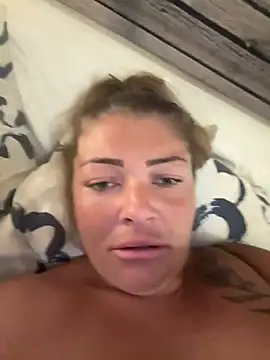 Snapshot of GabyHofstede chatting on March 18, 1:31 pm GabyHofstede online show from March 18, 1:31 pm