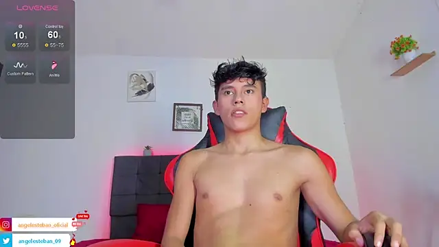 Angel esteban fx online show from October 13, 4:01 am