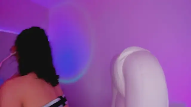 MiissCharlotte online show from November 7, 2:44 am