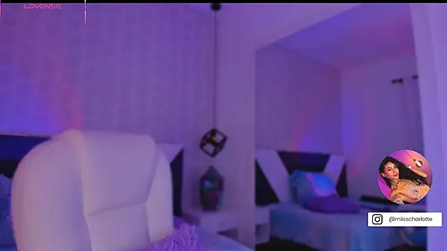 MiissCharlotte online show from November 10, 1:48 am