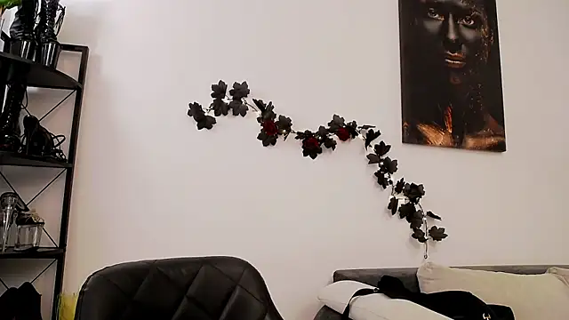 Wicked Hilde online show from February 8, 10:40 pm