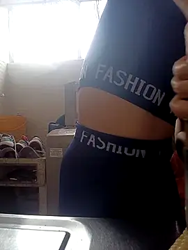 Laura martin  online show from October 18, 5:35 pm