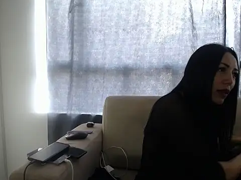 Laura martin  online show from November 6, 4:08 pm