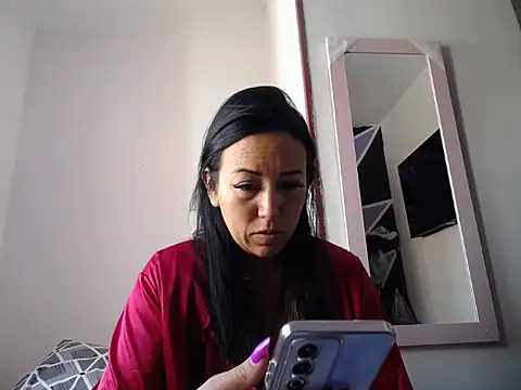 Laura martin  online show from November 21, 2:27 pm