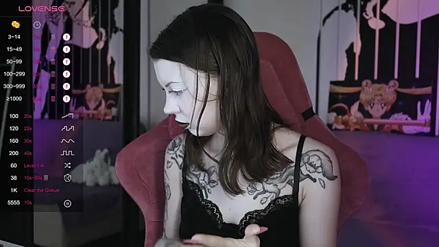 prettybones online show from January 3, 6:22 am